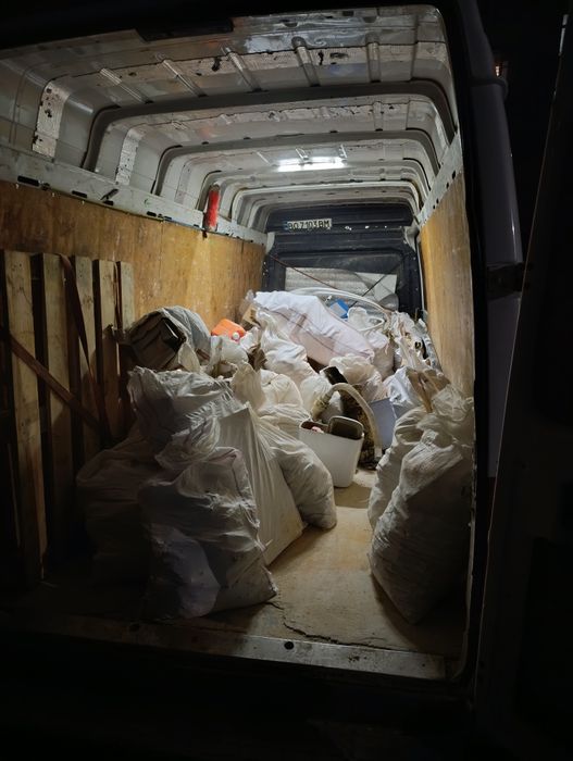 Вантажники, вантажні роботи, грущики