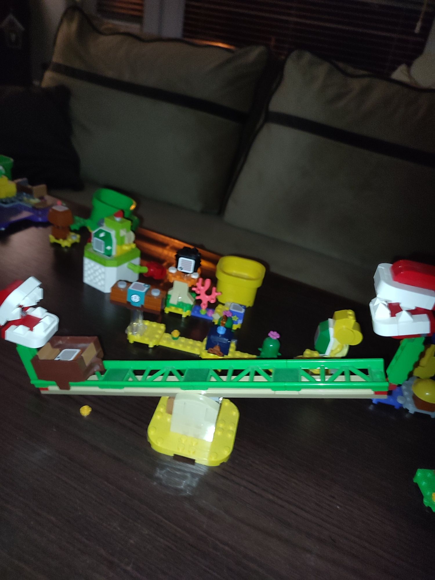 LEGO Super Mario 71365 Megazjeżdżalnia Piranha tor wyścigowy