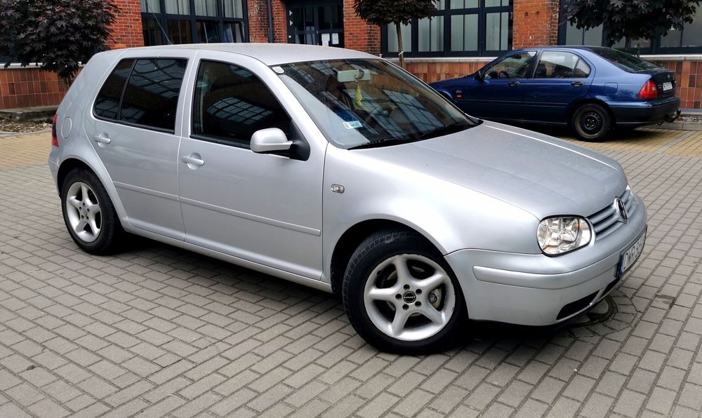 VW Golf IV 1.4 Ben 2002 Rok Klimatronik Ładny Sprawny Zarejestrowany