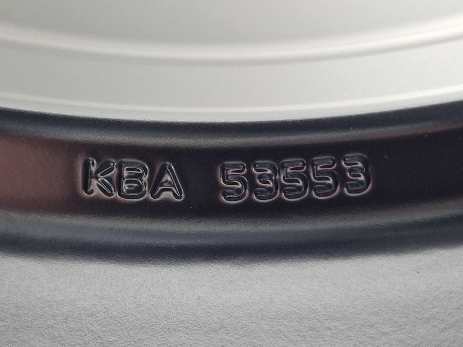 Nowe alufelgi SKODA 18" 5x112 KaroQ KodiaQ Octavia SuperB-Czarne Miedz
