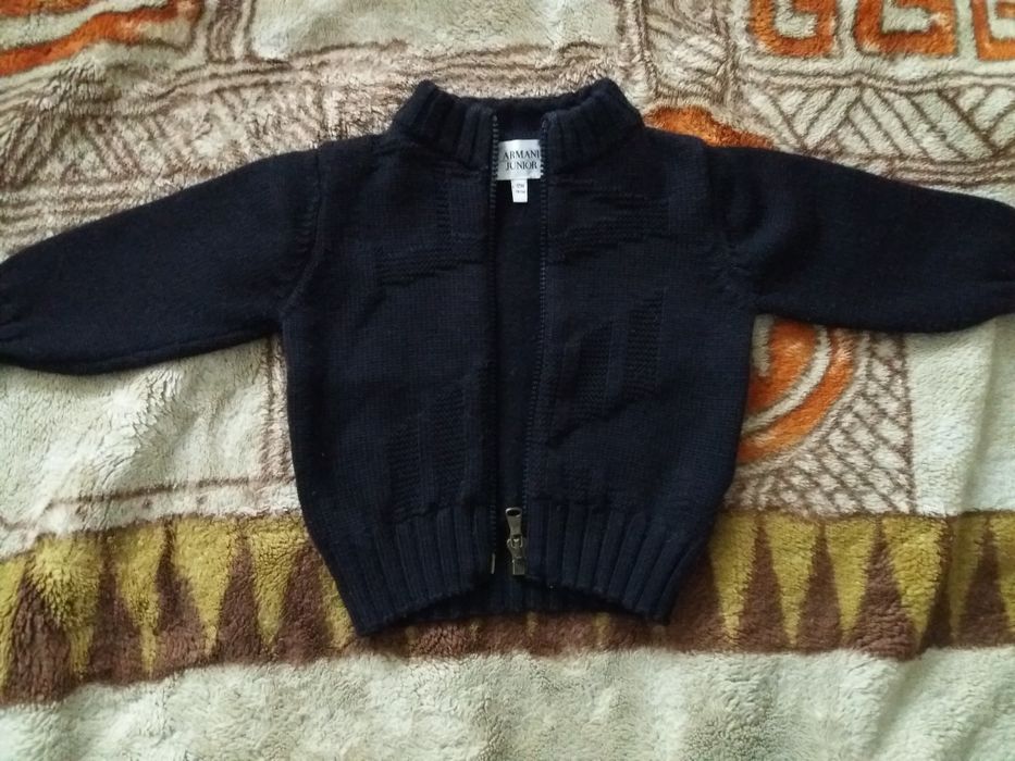 Sweterek chłopięcy 74-80 Armani Junior