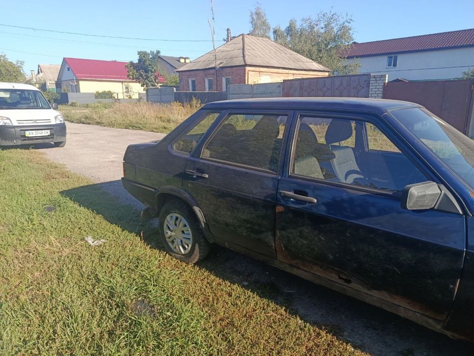 ВАЗ 21099, 2005 г 1.5 инжектор надёжный и экономичный авто