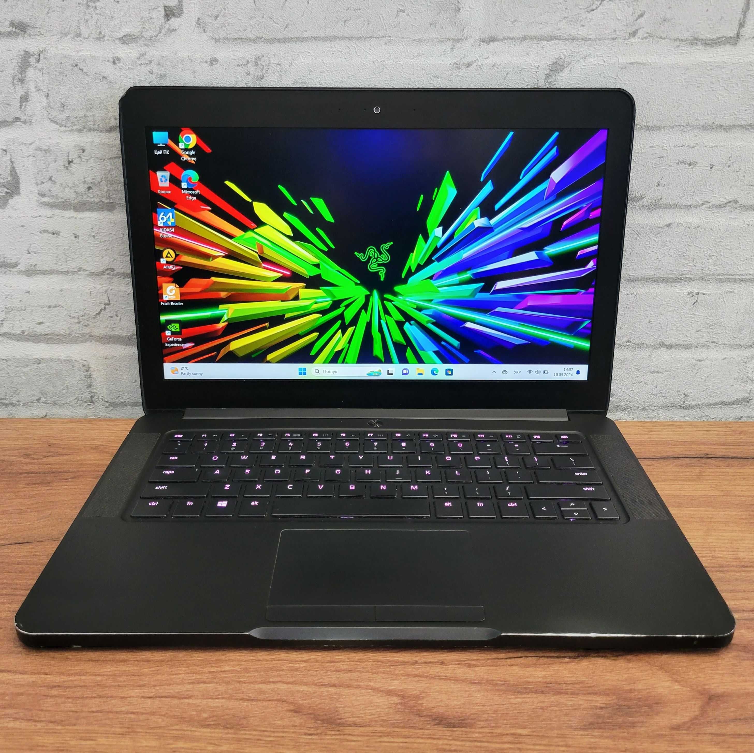 Игровой ноутбук Razer Blade i7-7700HQ\GTX1060-6gb\16gb\512gbSSD\RGB