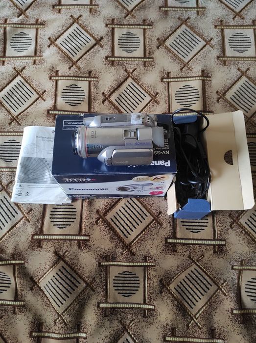 Відеокамера Panasonic NV-GS500