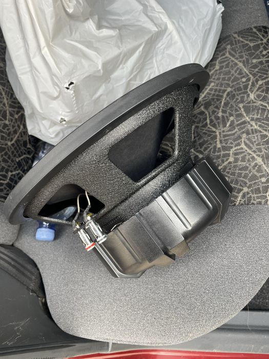 Сабвуфер з коробом 12