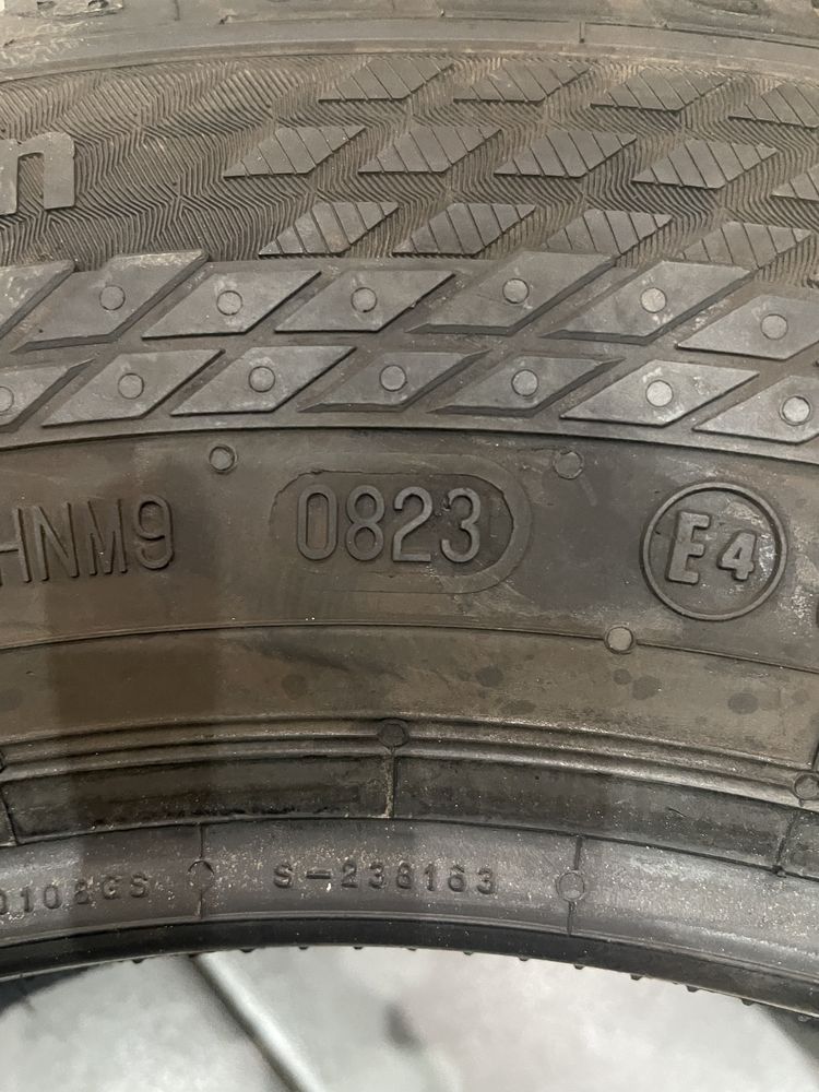 195/70 R15C Continental VanContact 4 Season