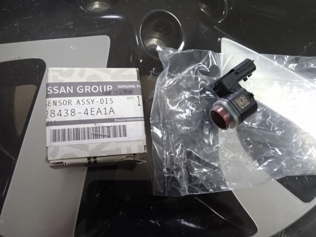 Nissan QASHQAI J11 CZUJNIK PARKOWANIA PDC ORYG.