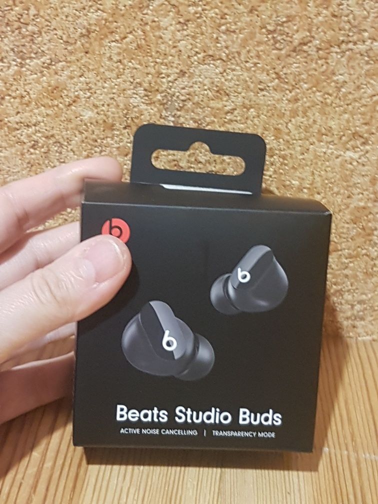Sprzedam nowe słuchawki Beats Studio Buds