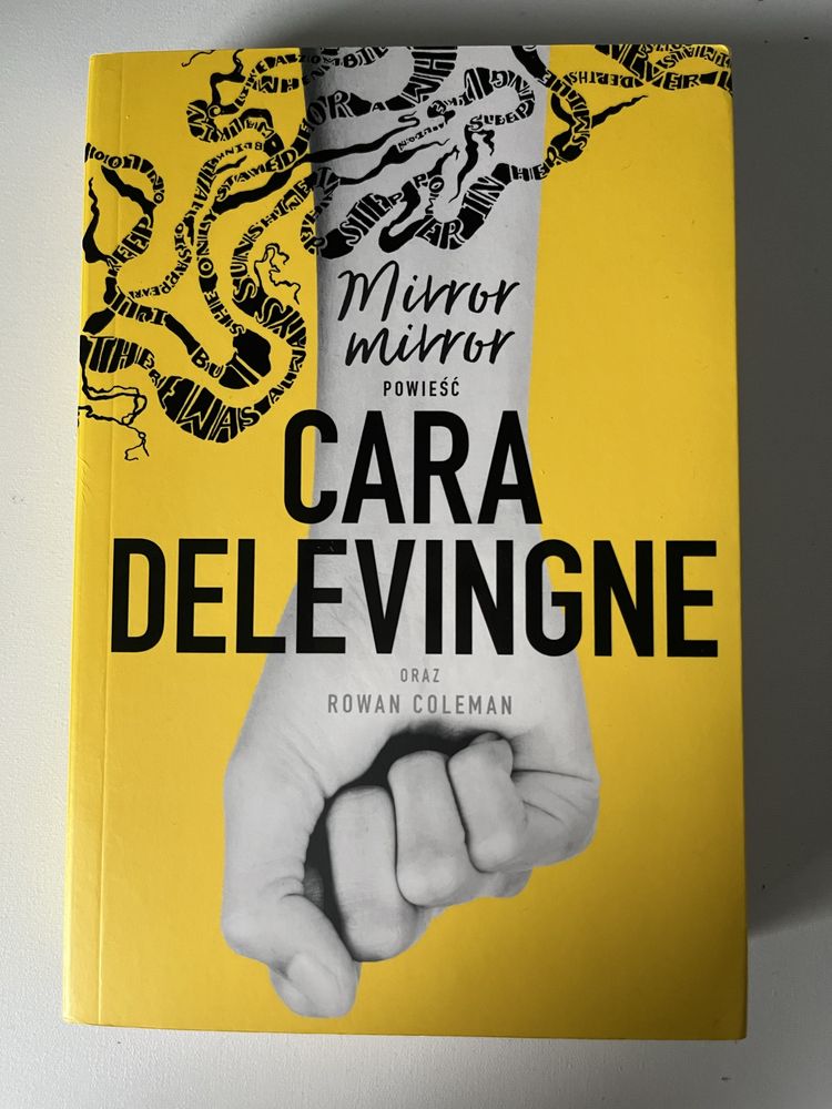 mirror mirror - cara delevingne