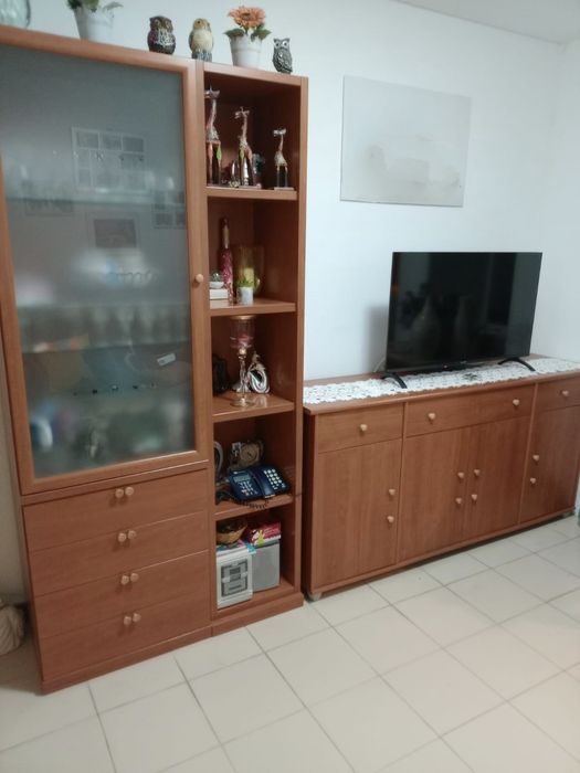 Conjunto de 3 peças aparador+estante+cristaleira em ótimo estado