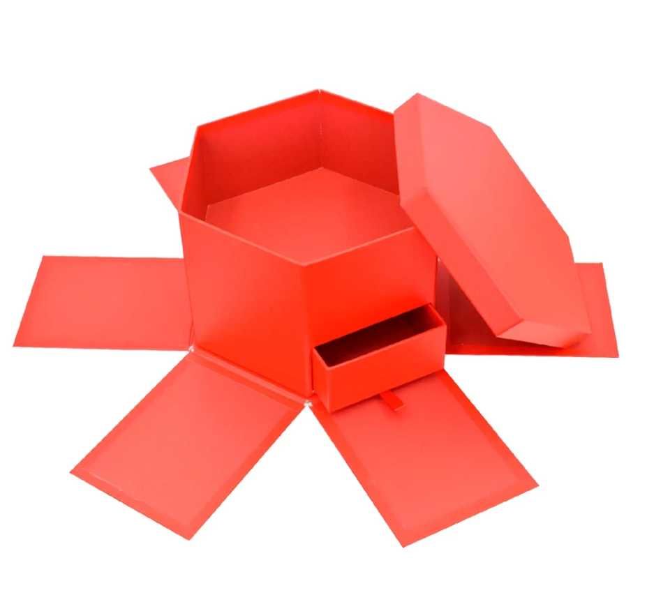 Pudełko prezentowe kartonowe EXPLODING BOX rozkładane