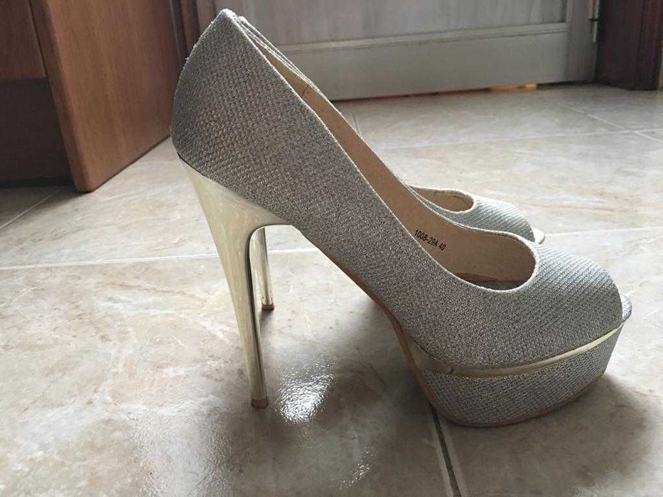 Sapatos Prateados nº 40