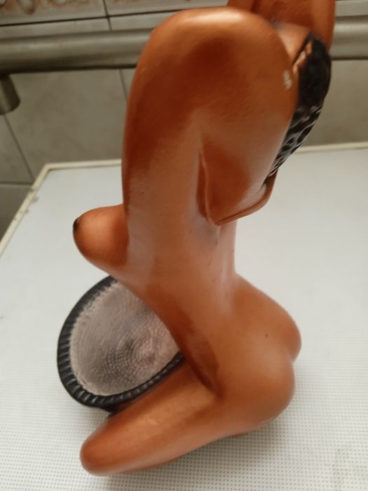 Статуэтка негритянка