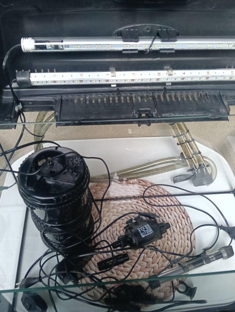 Akwarium aquael 54l + akcesoria