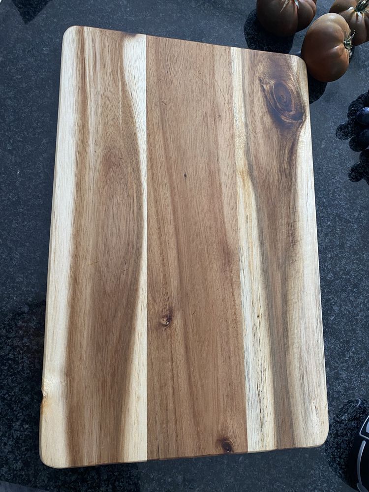 Deska do krojenia serwowania grill kuchenna orzechowe drewno 40 x25 cm