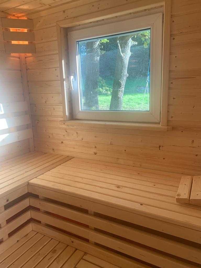 Wiejski domek i sauna u Ptaszyny