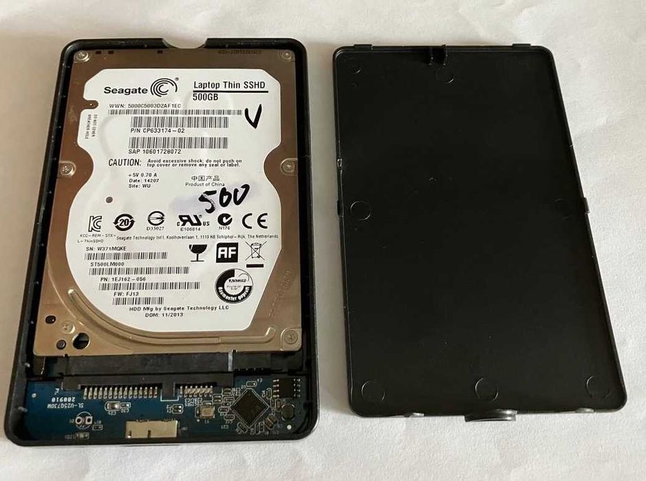 Внешний жесткий диск на 750 GB