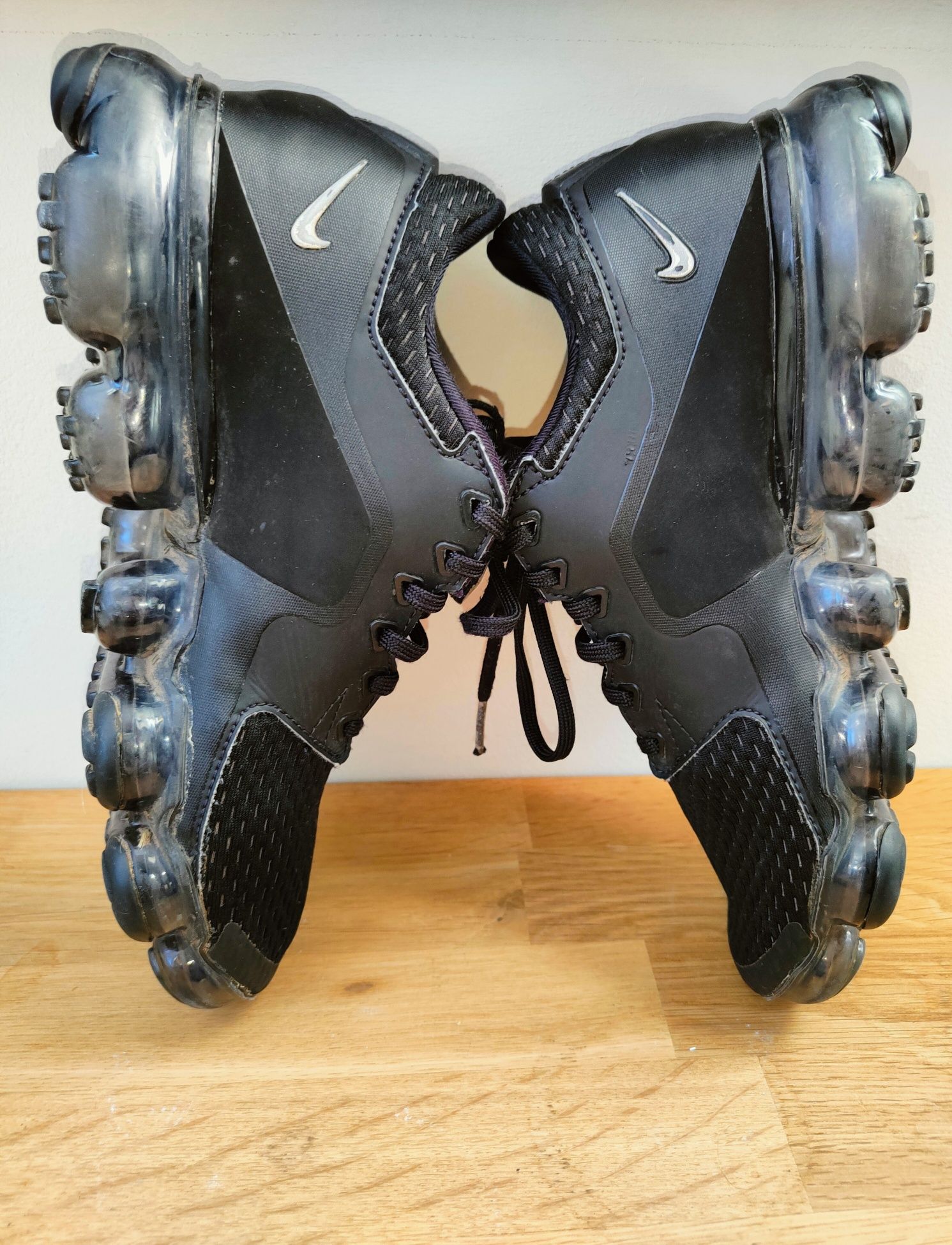 Damskie buty sportowe Nike Air Vapormax GS 917963 rozmiar 38 stan BDB