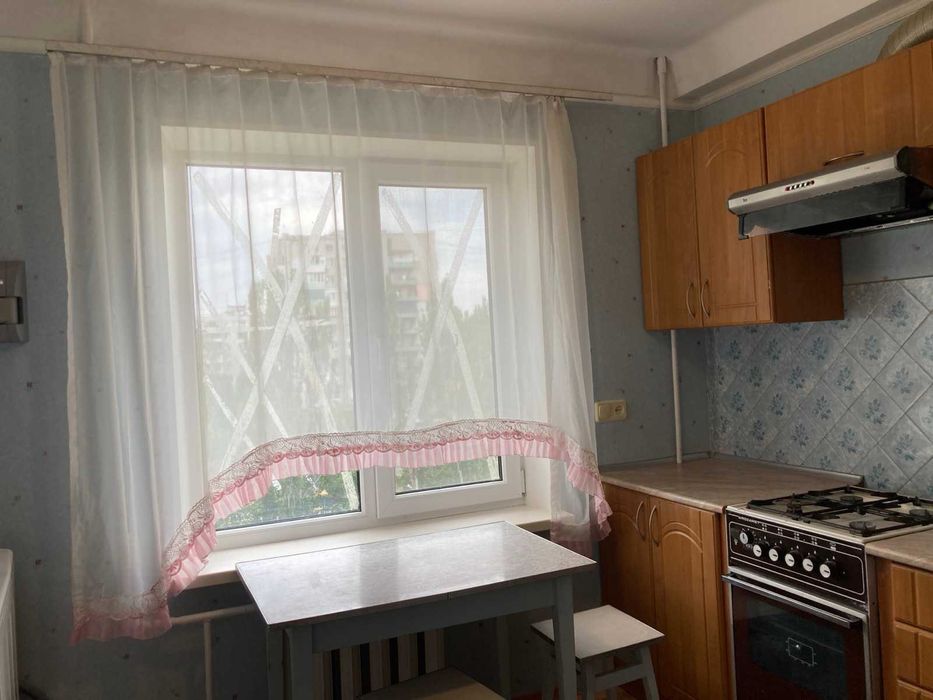 Оренда 1-кімнатної квартири Космос