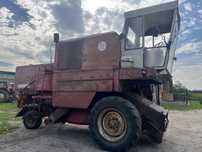 Kombajn Bizon Z056