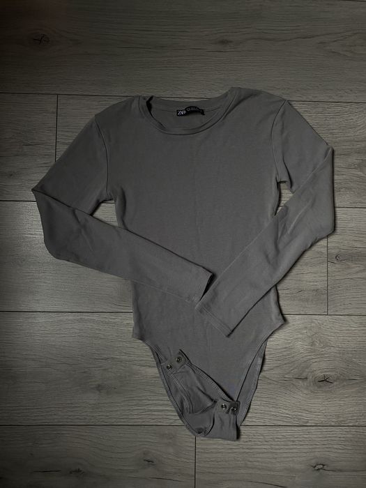 боді сірий zara.
