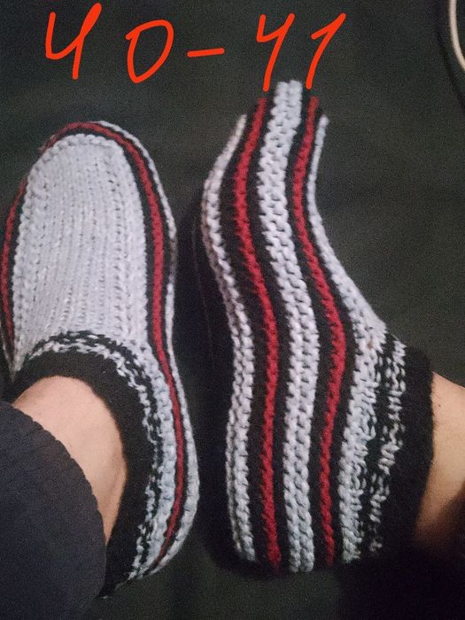 Продам вязанные носки и  следки