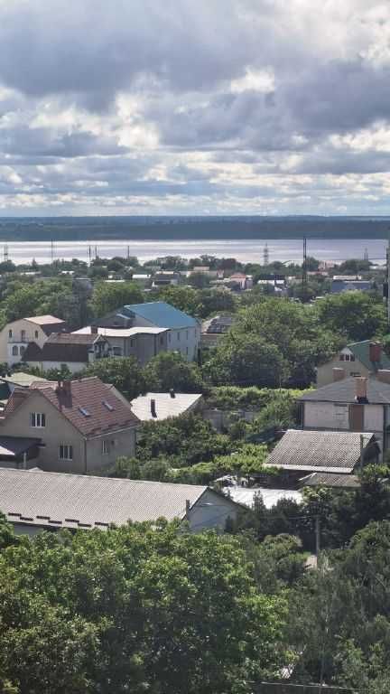 Продам 3х комнатную квартиру Заболотного/ Обл. Больница