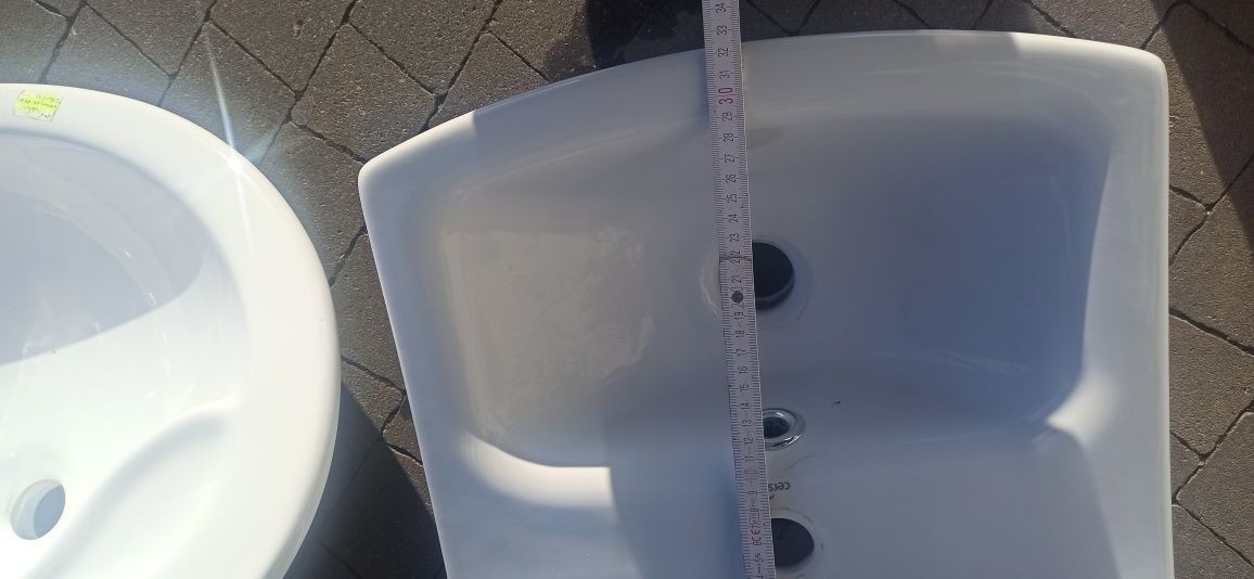 Umywalki 50 zł sztuka