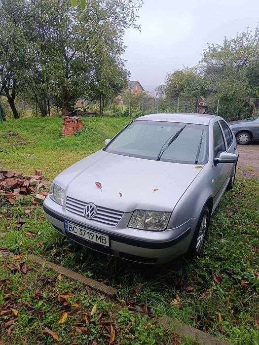Volkswagen Bora 2001
