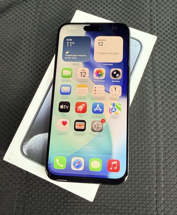 Iphone 15 Pro Max/256 GB Neverlock/E-sim