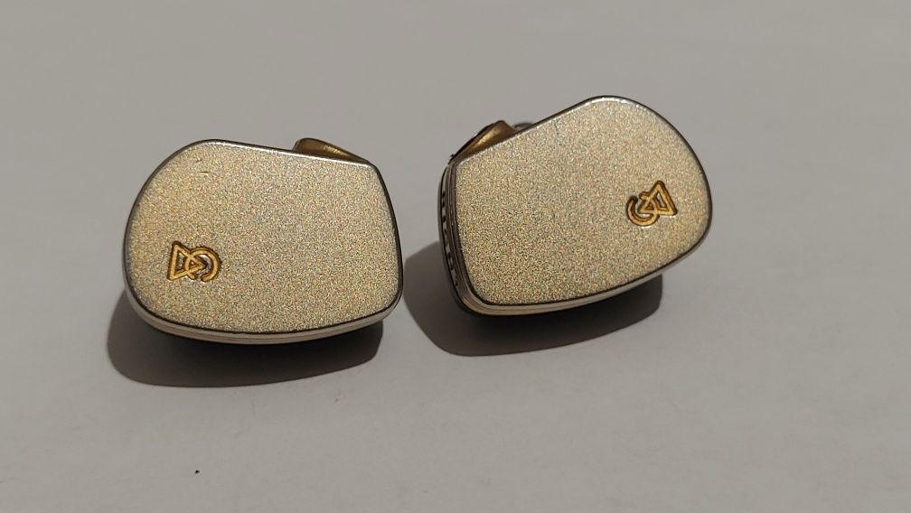 Campfire Audio Solaris Gold