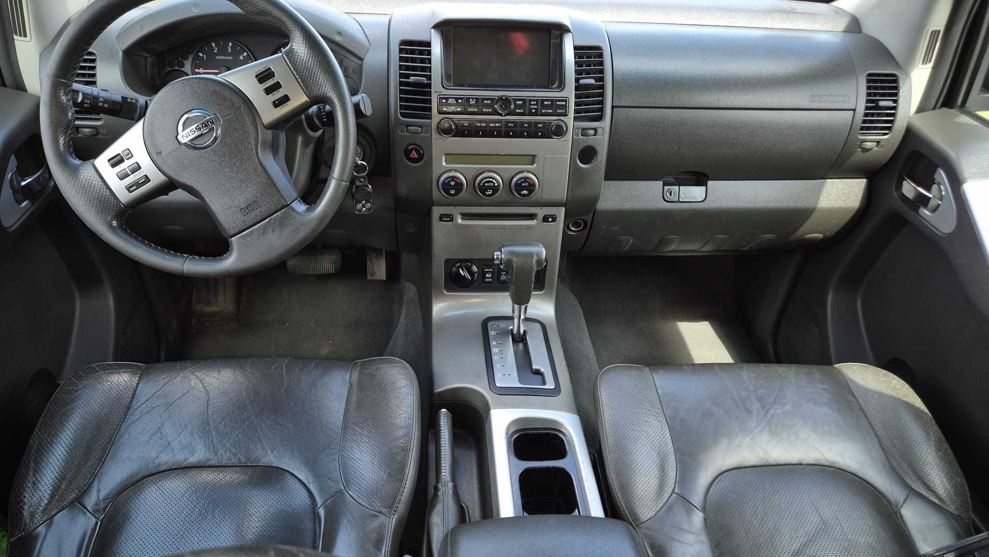 Navara d40 automat