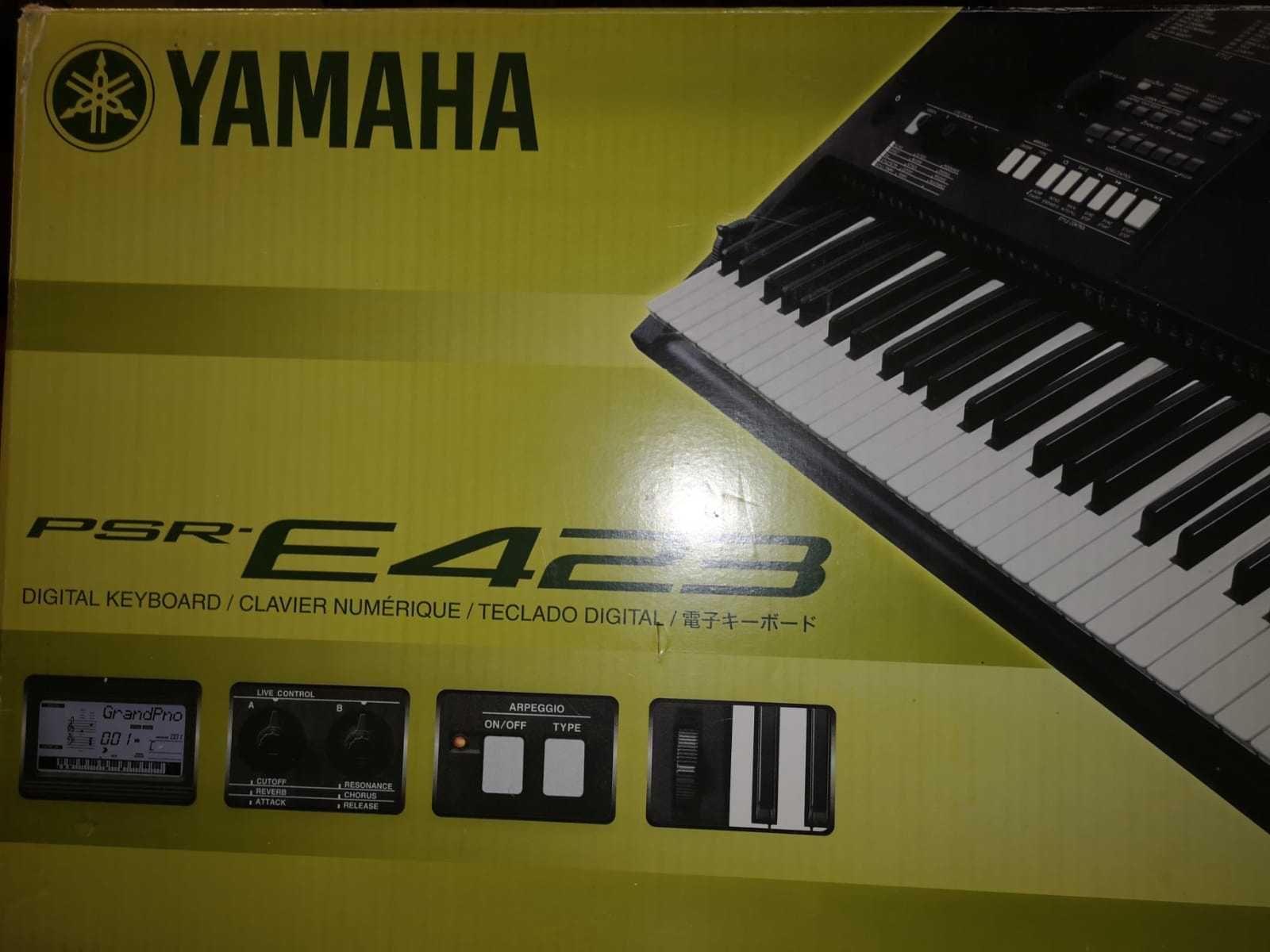 Keyboard Yamaha psr 423