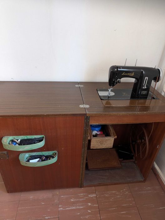 Maszyna do szycia ŁUCZNIK