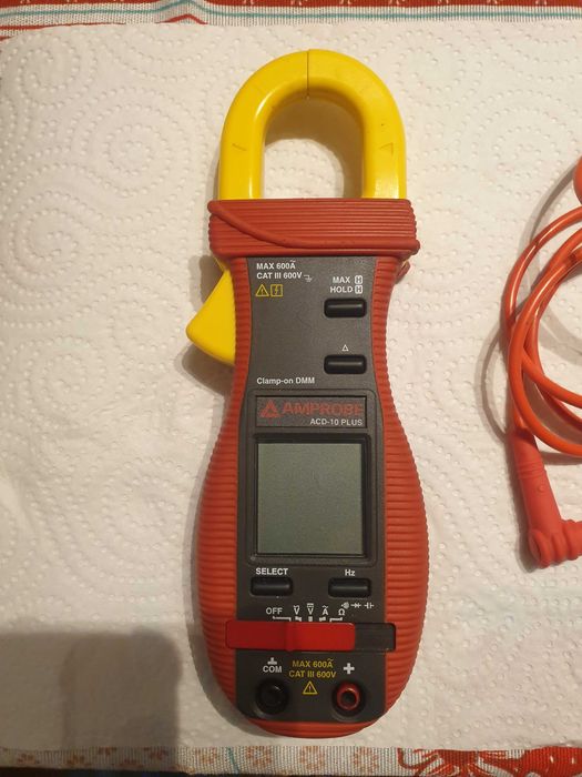 Pinça amperimétrica amprobe 600v cat Iii  abertura 25 mm