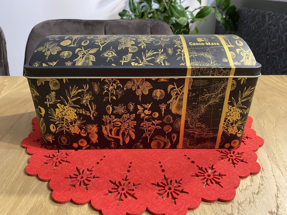 Choco-Maya ozdobny kuferek pojemnik metalowy
