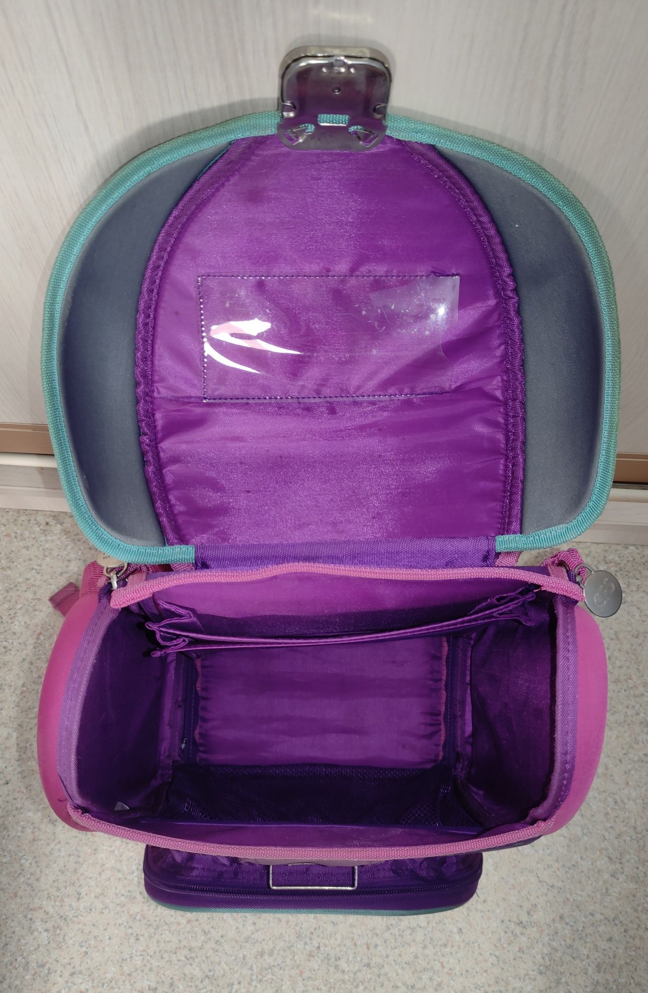 Шкільний рюкзак з ортопедичною спинкою