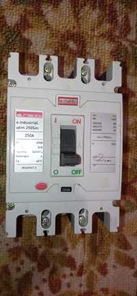 Автоматичний вимикач Автоматический выключатель Пакетник 250А, 380v