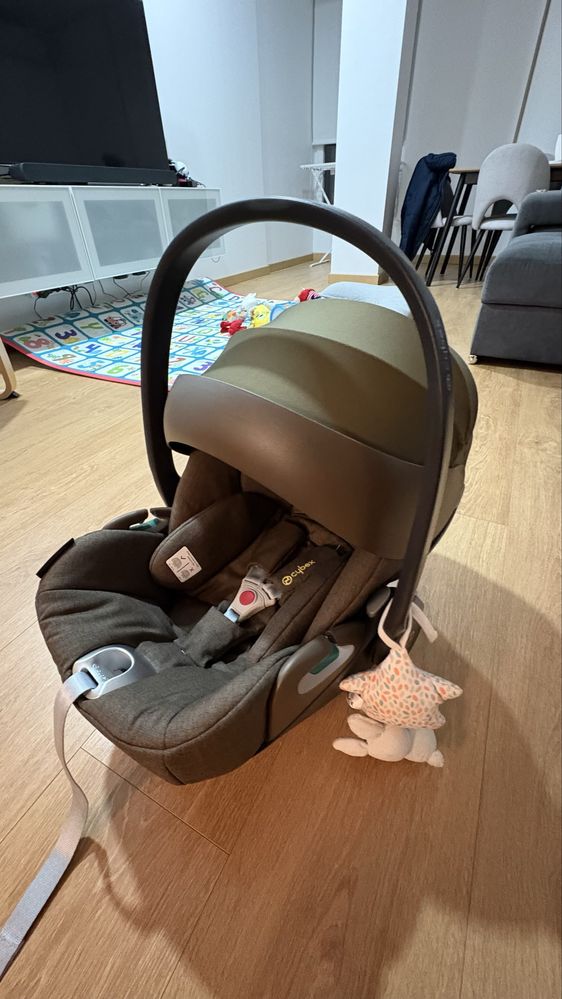 Ovo de bebe Cybex Cloud Z2 i-Size Plus Castanho + Adaptadores Cadeira