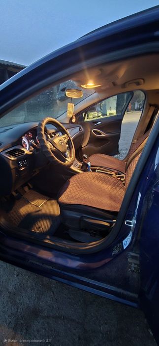 Опель Астра 1.6 дизель 2017 рік