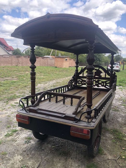 Катафалк похоронний