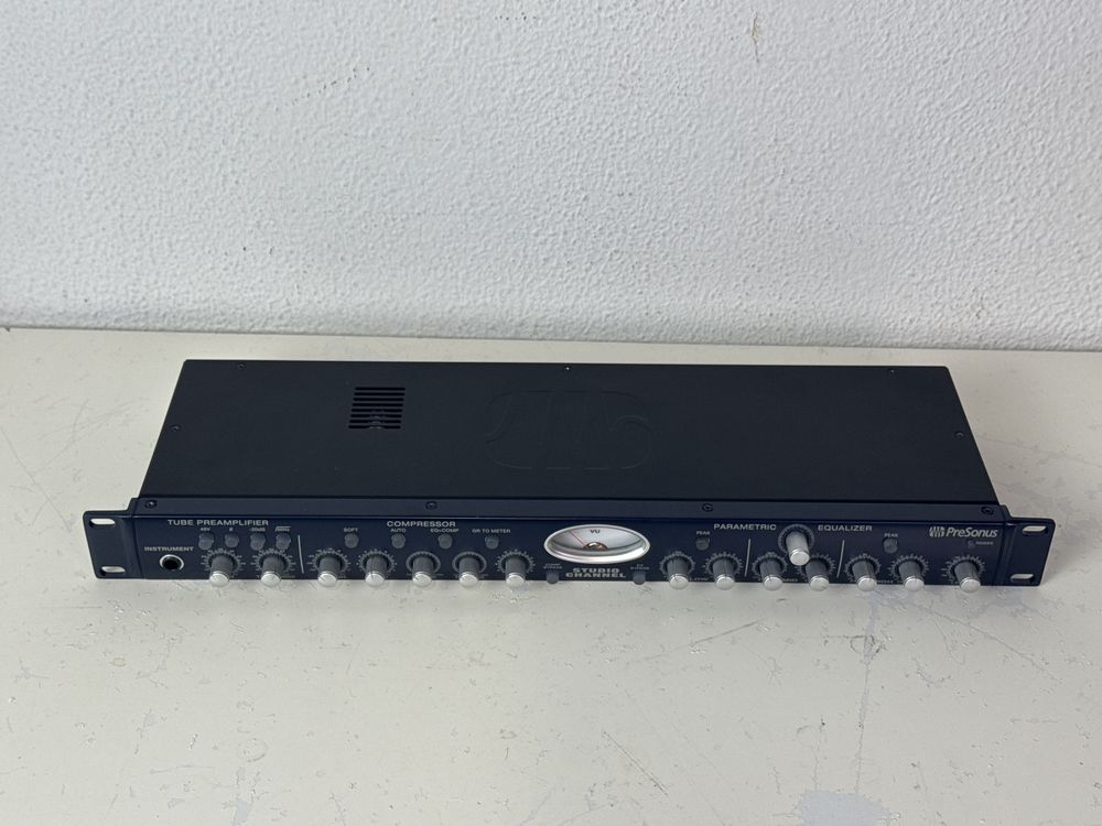 Pre-amplificado Presonus Studio Channel