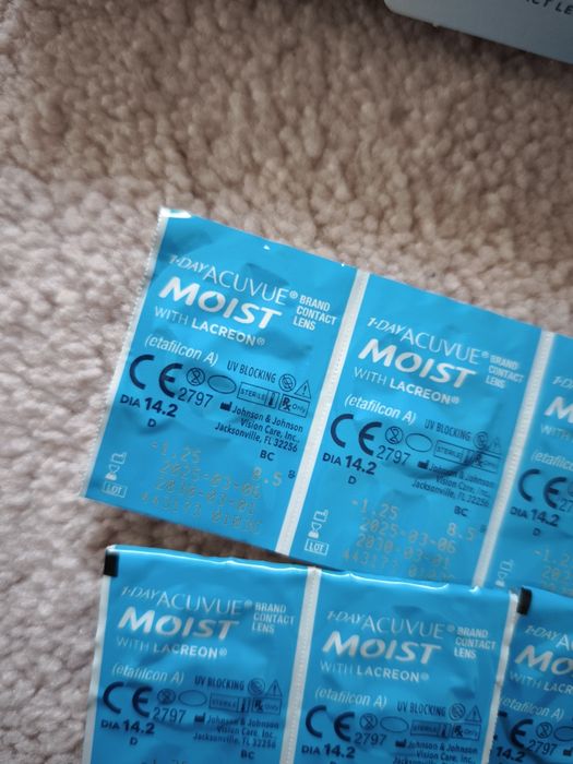 Soczewki jednodniowe acuvue -1,25