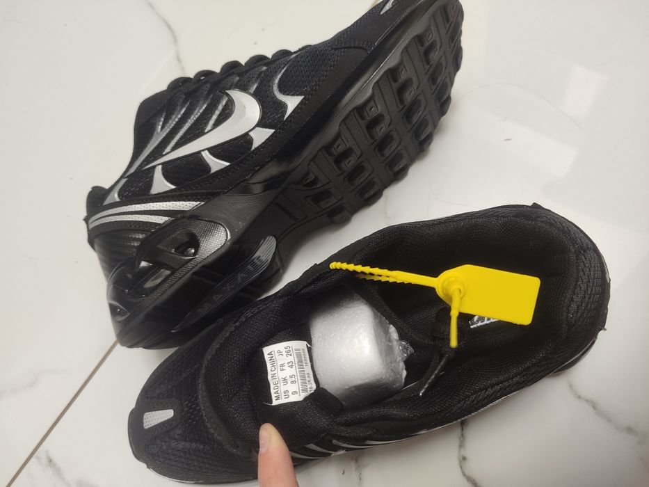 Кросівки nike initiator