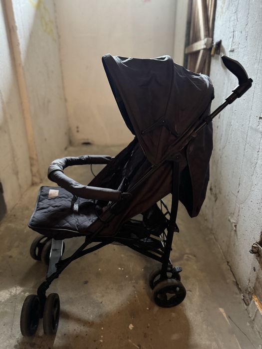 Wózek spacerowy parasolka Lionelo