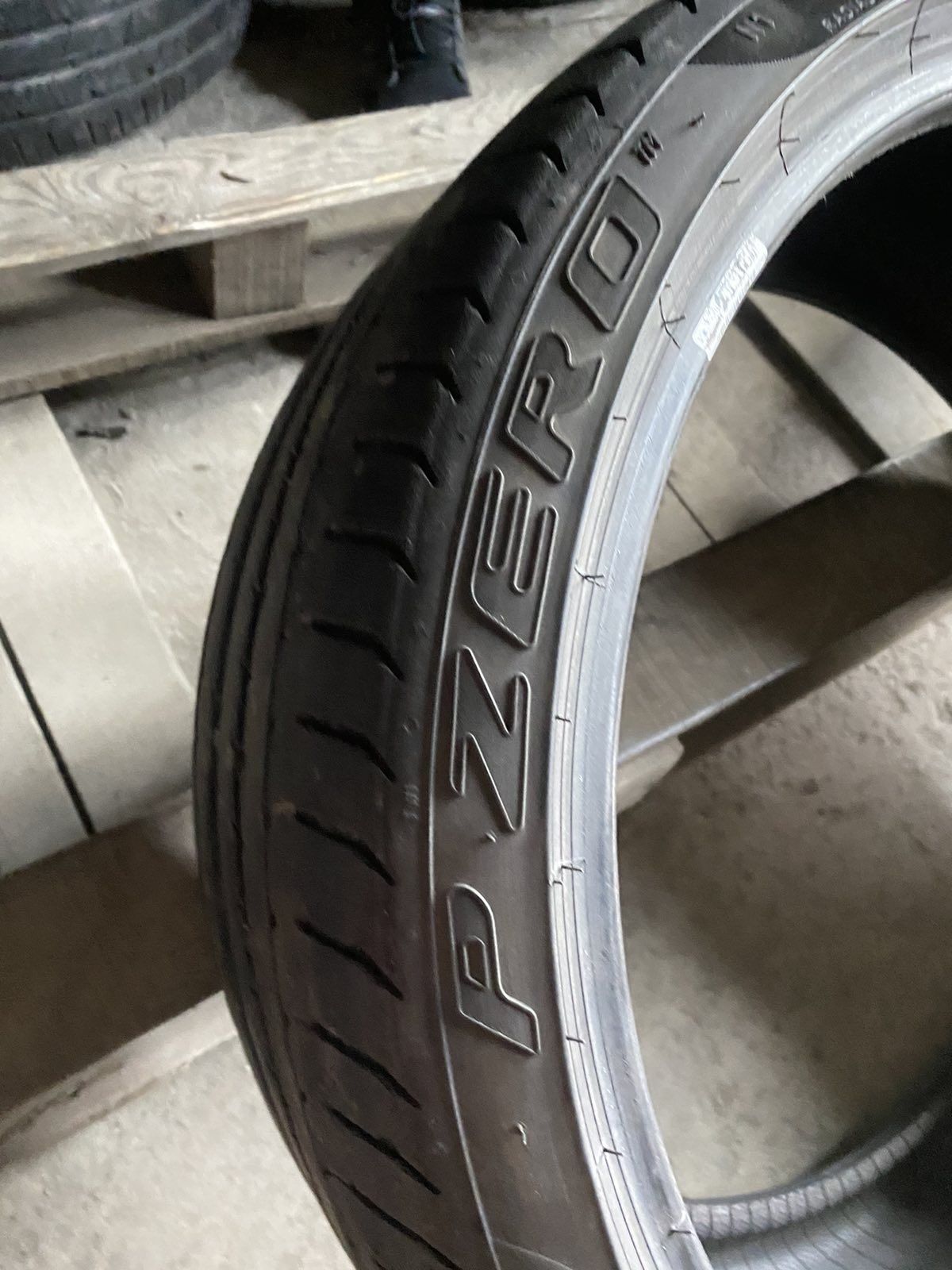 245.35.20 Pirelli 2шт лето БУ склад шины резина 45 R20 Харьков