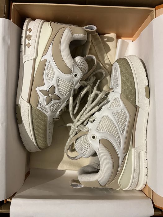 Louis Vuitton Skate Bege