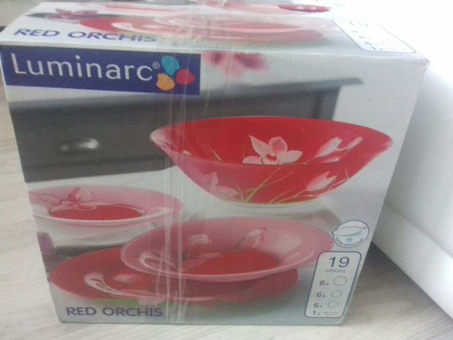 Набор тарелок Luminarc red orchis