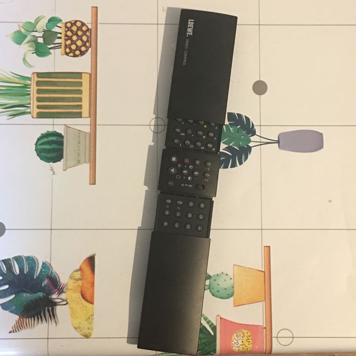 Pilot Loewe tv vtr