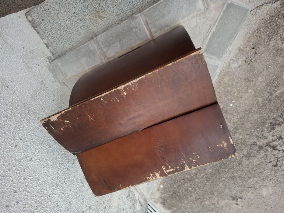 Porta Revista Discos Vinil Lenha Etc Madeira Cerejeira